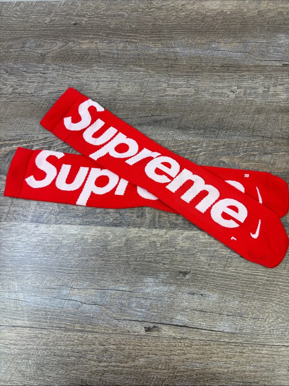 Supreme x Nike Red Logo Over-the-Calf Socks (Pair)